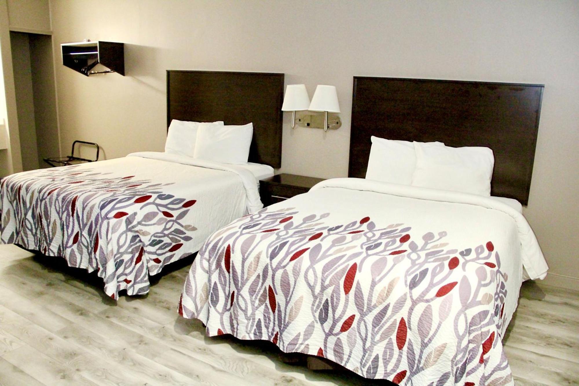 Red Roof Inn & Suites Lake Orion / Auburn Hills Ngoại thất bức ảnh