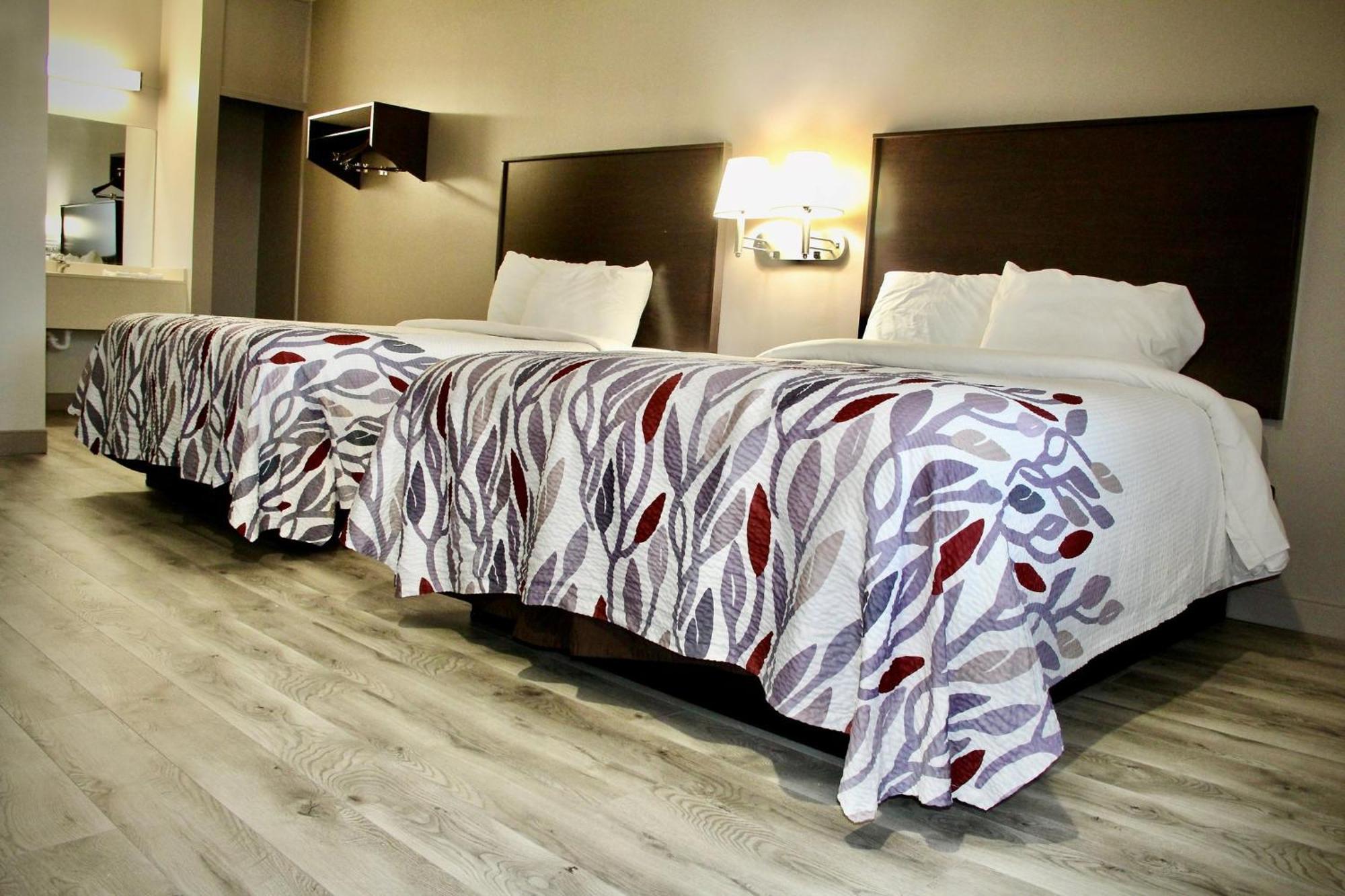 Red Roof Inn & Suites Lake Orion / Auburn Hills Ngoại thất bức ảnh